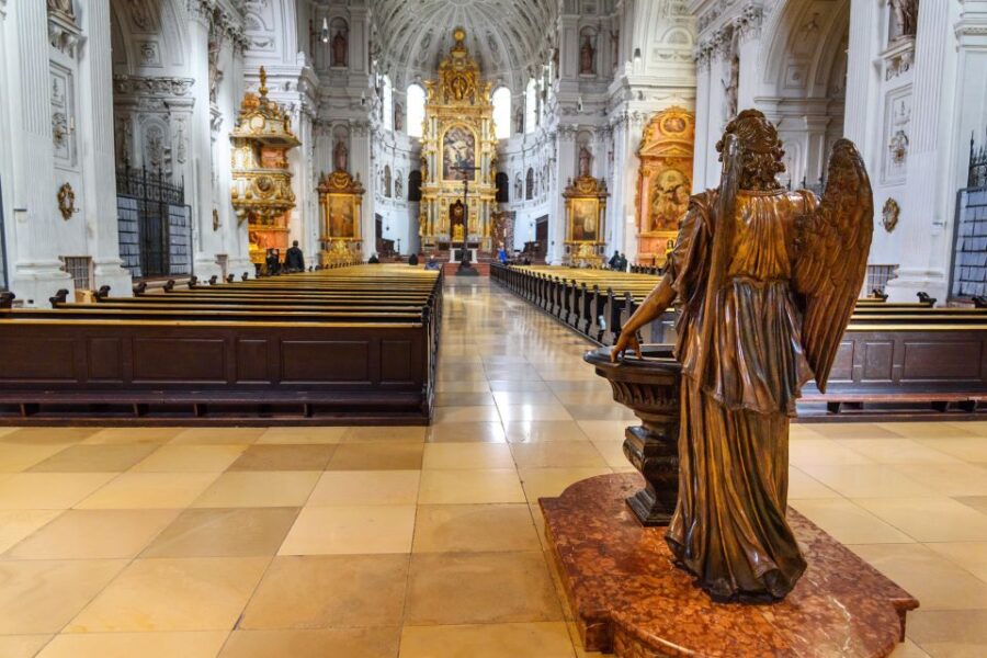 Munich: Alte Pinakothek and Old Town Private Walking Tour - Exploring Munich’s Art at the Alte Pinakothek