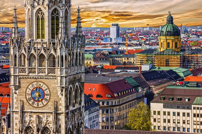 Munich Old Town Highlights Private Walking Tour - Visiting Munich’s Iconic Landmark: New Town Hall and Rathaus-Glockenspiel