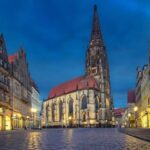 Münster: Nachtwächter-Führung (Erlebnistour) - Münster’s Night Watchman Brings History to Life