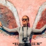 Murals and Graffiti Photoshoot - Posh Melrose with a Photographer in Los Angeles - Discover the Iconic Murals and Art on Melrose Avenue