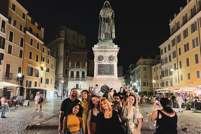 Murder Mysteries of Rome: Ghost Walking Tour - Piazza Farnese: Secrets of Rome’s Elite