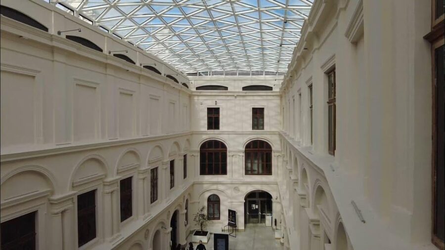 Museo Czartoryski: Visita in italiano e salta la fila. - Starting Point and Tour Schedule in Krakow