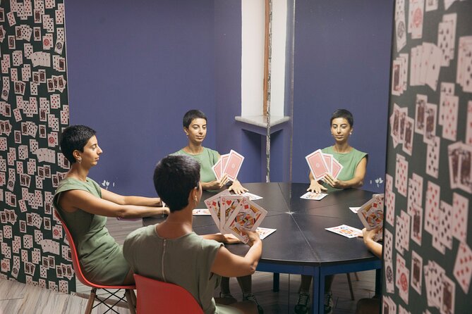 Museum of Illusions Tour - Exploring Over 60 Exhibits of Illusions