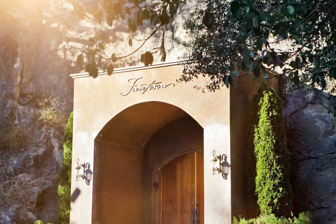 Napa Valley Boutique Wine Tour 6 Hour Private SUV Good for 4 Pax - Personalized Private Transportation in a Luxury SUV