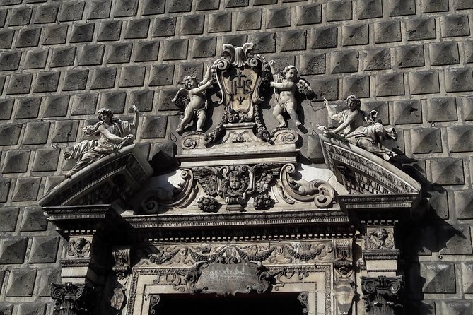 Naples Historic Center: Traditions & Folklore Small Group Tour - Exploring Spaccanapoli: The Heart of Old Naples