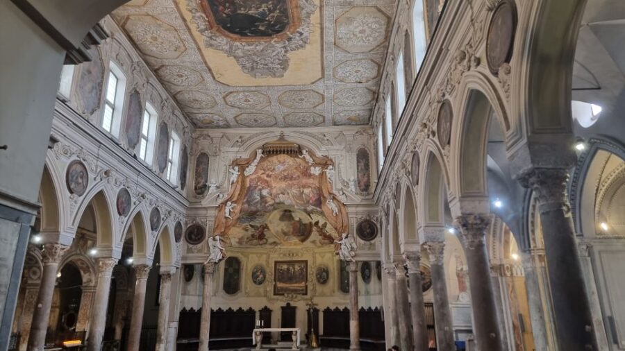 Naples: Monuments and Historic District Self-Guided Tour - Discovering the Cathedral of Saint Gennaro and Its Treasures