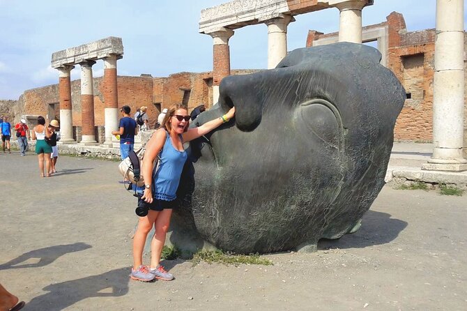 Naples & Pompeii from Rome by Fast Train - Small Group - Traveling to Pompeii via the Circumvesuviana Train