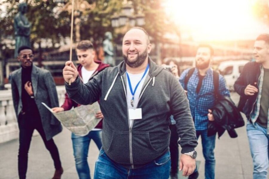 Naples: Private custom tour with a local guide - From the Old Town to the Castles of Naples