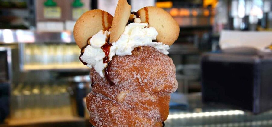 Naples: sunrise gulf tour with typical breakfast by the sea - Climbing the "Thirteen Descents of SantAntonio"