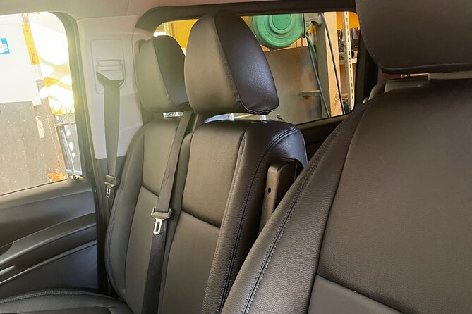 Naples Transfer from the airport to Sorrento and vice versa - Reliable Pickup at Naples Airport or Port