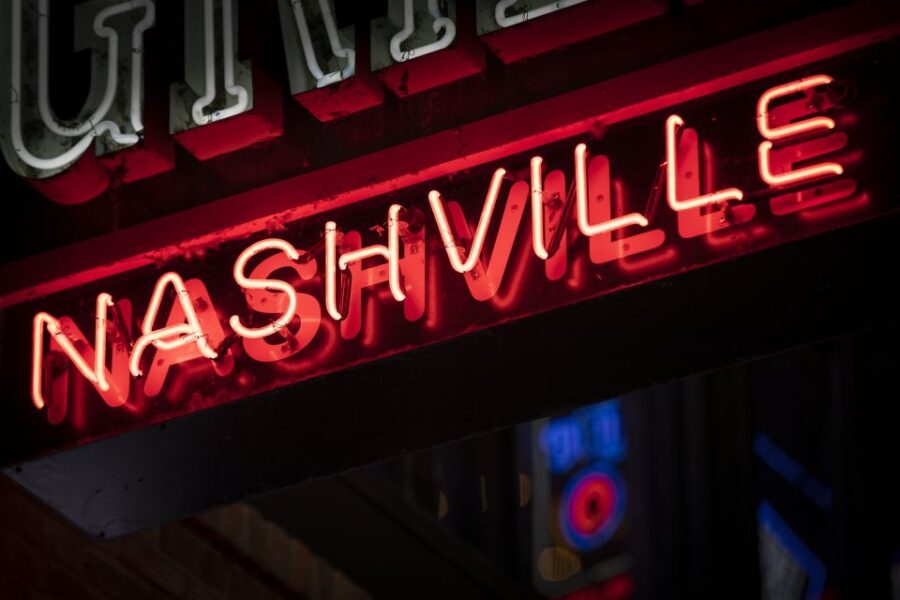Nashville: Seeking Spirits Haunted Pub Crawl - Starting Point at the Hard Rock Café on Broadway Avenue