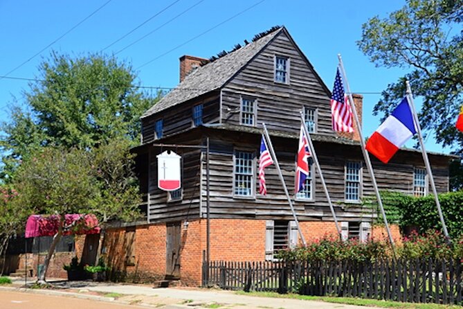 Natchez Self Guided Walking Tour - Starting Point: Under-the-Hill Saloon in the Heart of Natchez