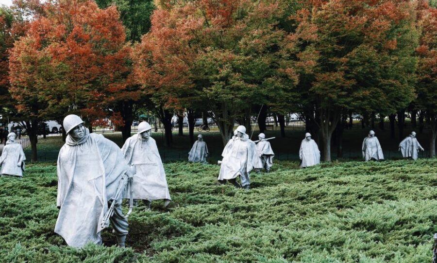 National Mall Tour w/ Washington Monument Semi-Private 12ppl - Evening Monuments and Memorials in the Dark