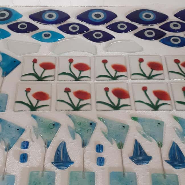 Naxos: Workshop Fusing Glass in Galanado - What Makes This Glass Fusing Workshop Different