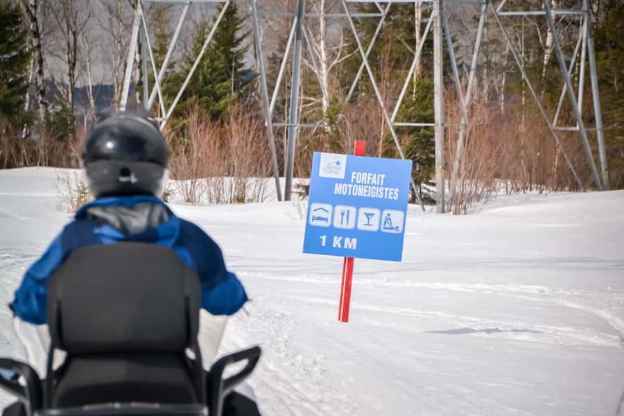 Near Tadoussac: Mont Valin and Saguenay Fjord Mini Snowmobile Raid - Starting Point and Arrival Details at the Ferme 5 étoiles