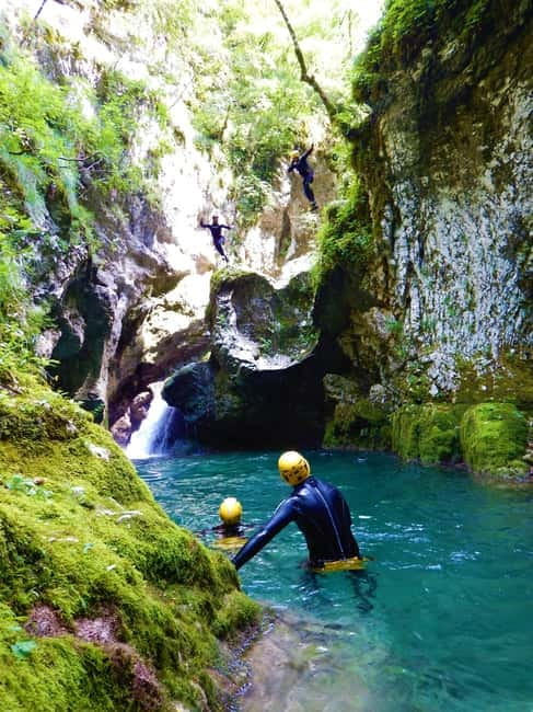 Nevidio Canyoning Private Tour - Breakfast and Preparation at the Restaurant