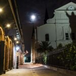 New Orleans: 1.5-Hour Vampire Tour of the French Quarter - The Guide’s Role in Creating Atmosphere