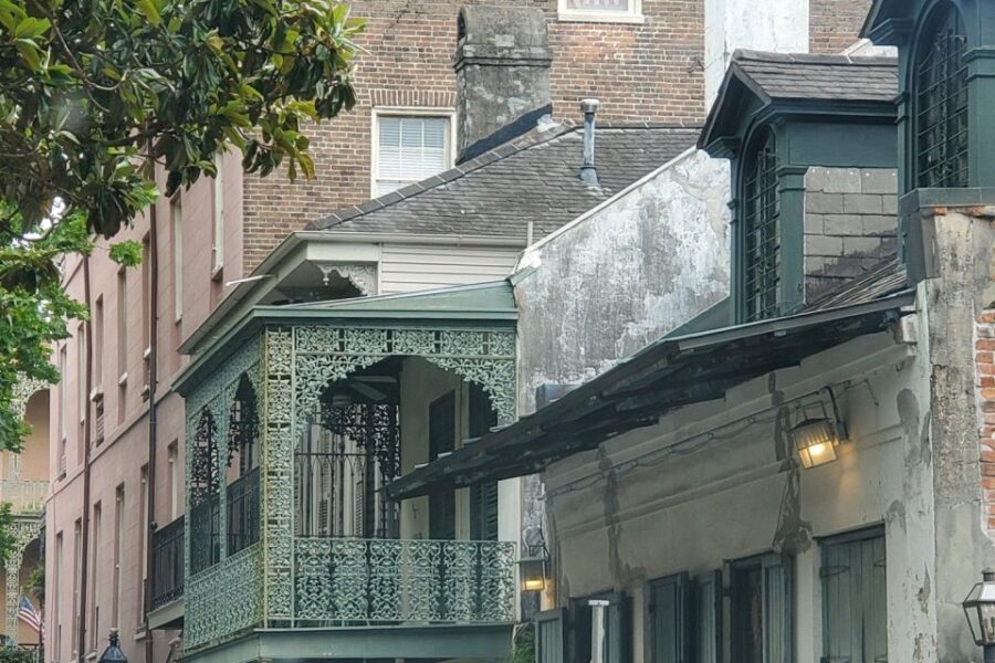 New Orleans: 2-Hour French Quarter History and Voodoo Tour - Exploring Jackson Square and Its Surroundings
