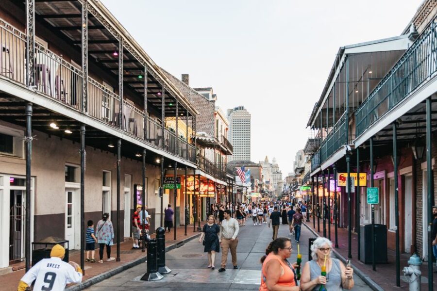 New Orleans: French Quarter Sightseeing Carriage Ride - Starting Point: Jackson Square and Meeting Details