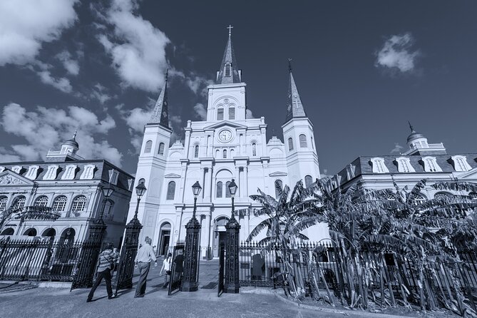 New Orleans Ghost Tour: Only Tour to Go Inside Real Haunted House - Unique Access to the Place dArmes Hotel Courtyard