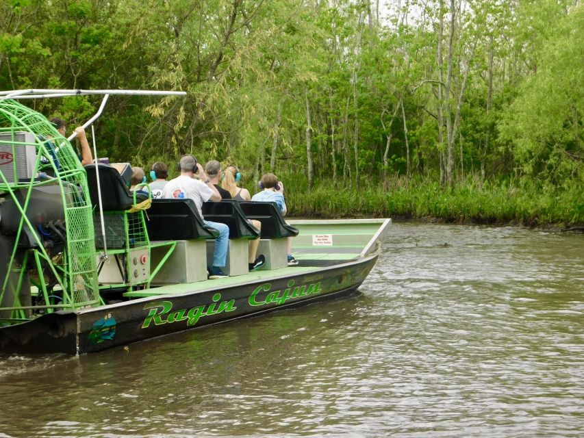 New Orleans: Oak Alley or Laura Plantation & Airboat Tour - The Personalized Airboat Adventure on Private Land