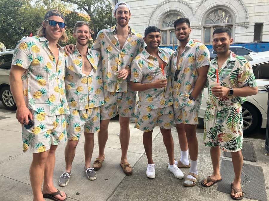 New Orleans Spooky Spirits Haunted Pub Crawl - Meeting at the Golden Lantern Bar: Your Starting Point