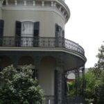New Orleans: Tombs and Mansions of the Garden District - The Tour Begins at Lafayette Cemetery for an Immersive Cemetery Experience