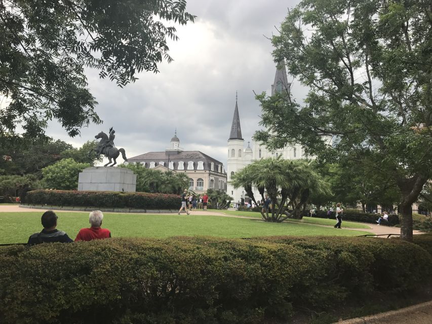 New Orleans: Voodoo, Mystery and Paranormal Tour - Paranormal Equipment and Interactive Investigation