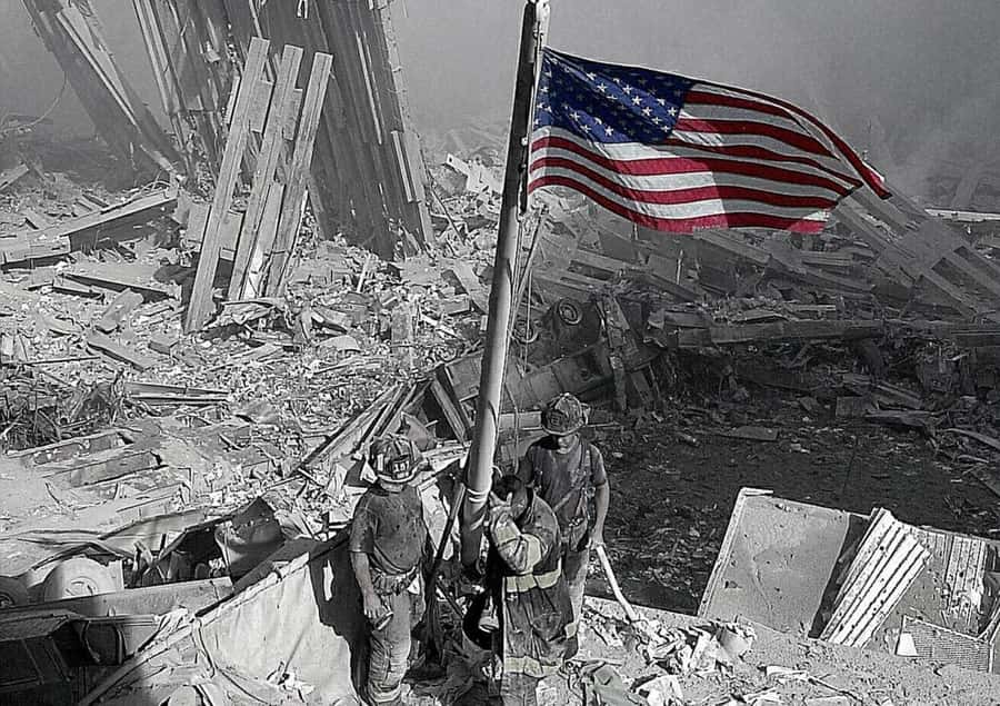 New York: 9/11 Memorial Tour w/ Retired NYPD First Responder - Starting Point at the Alexander Hamilton Customs House