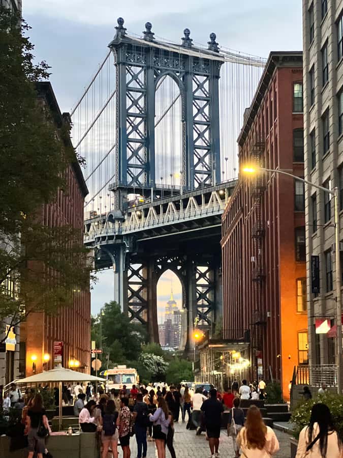 New York: Brooklyn Bridge and DUMBO Guided Walking Tour - Exploring Brooklyn Heights’ Historic Charm