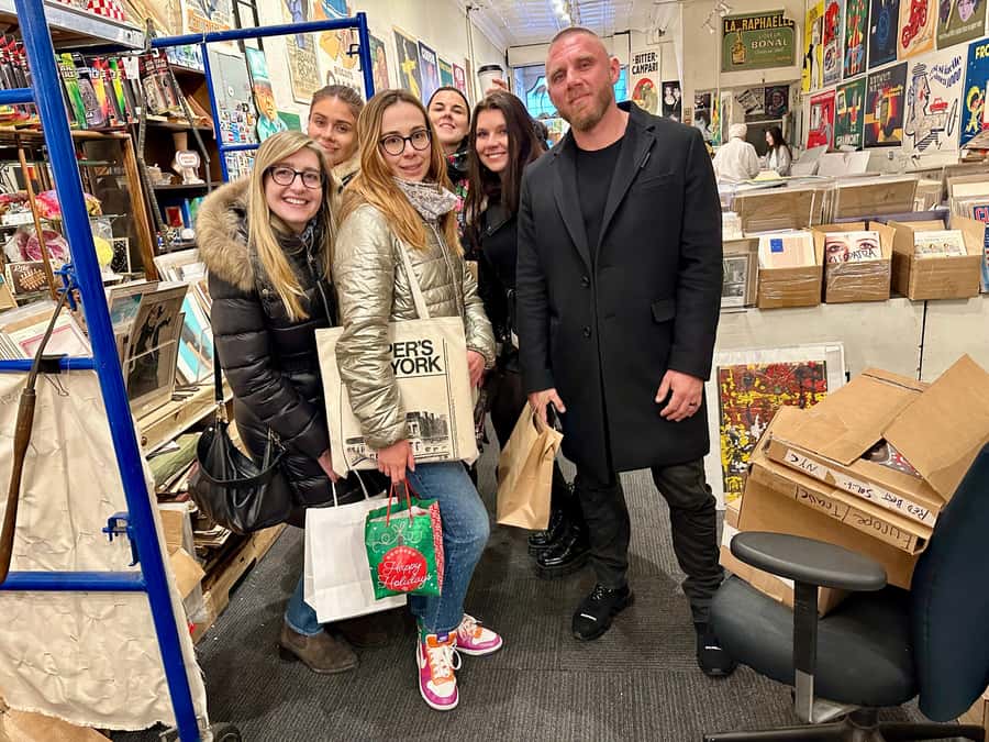 New York: Cinematic Art Walk in TriBeCa - Meeting Inside Blue Bottle Coffee for a Clear Start