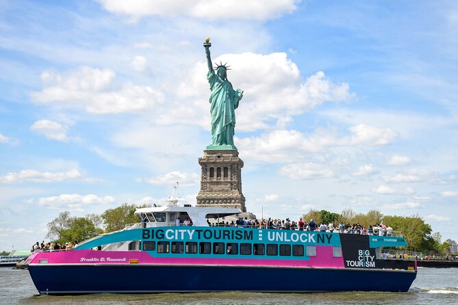 New York City Freedom Liberty Tour - Inside the 75-Minute Sightseeing Cruise on the Hudson River