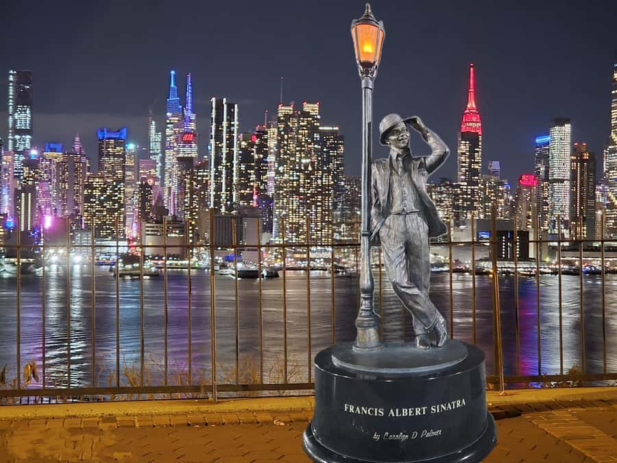 New York City: Hamilton Park, Hoboken and Brooklyn Heights Night Tour - Starting Point at Unique Sandwiches Pizza in Manhattan