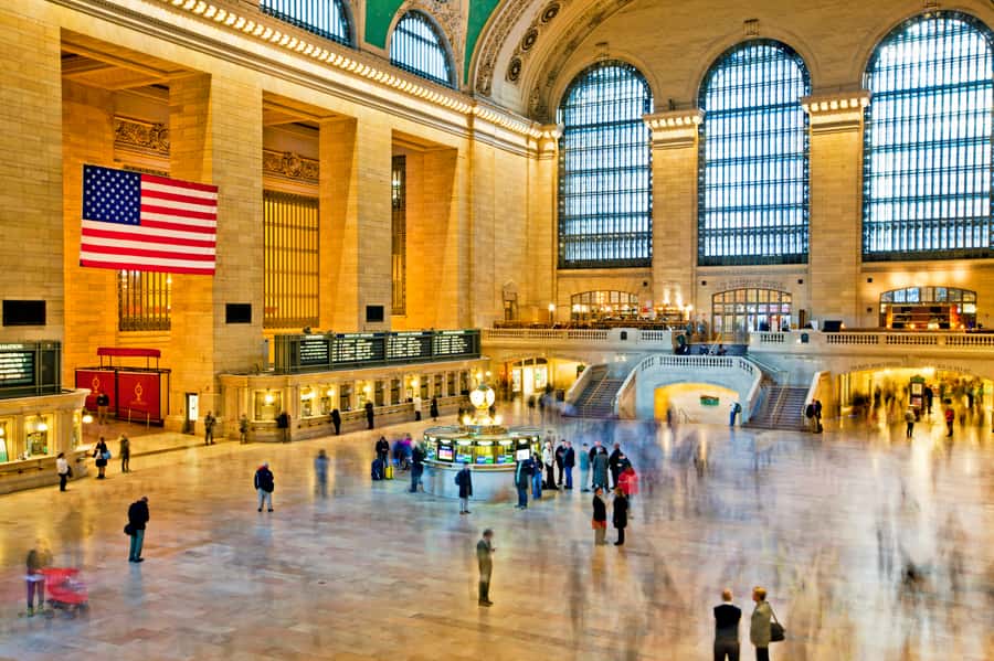 New York City Holiday Lights Tour - Highlights of the Christmas Light Show at Hudson Yards