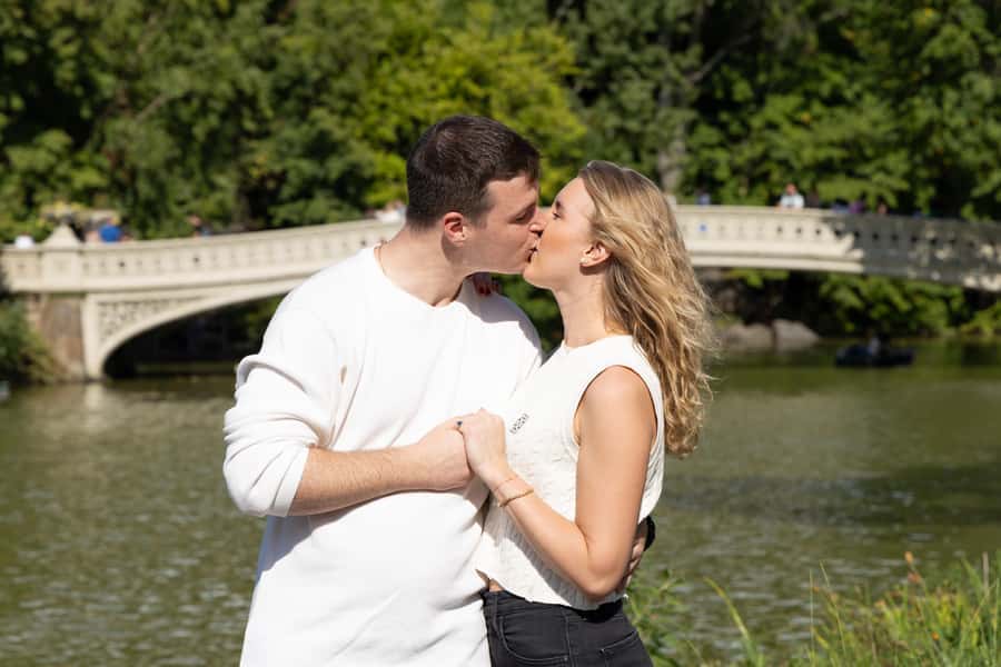 New York City or Brooklyn: Photoshoot in Iconic Locations - How a One-Hour NYC or Brooklyn Photoshoot Works