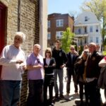 New York City: The Sopranos Filming Locations Bus Tour - Starting Point at the Button Statue in Manhattan