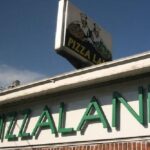 New York City The Sopranos Iconic Locations Bus Tour - Visiting the Famous Bada Bing! and Satin Dolls