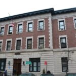 New York contrasts: Manhattan, The Bronx, Queens & Brooklyn - Starting Point: Times Square Hotel in Manhattan