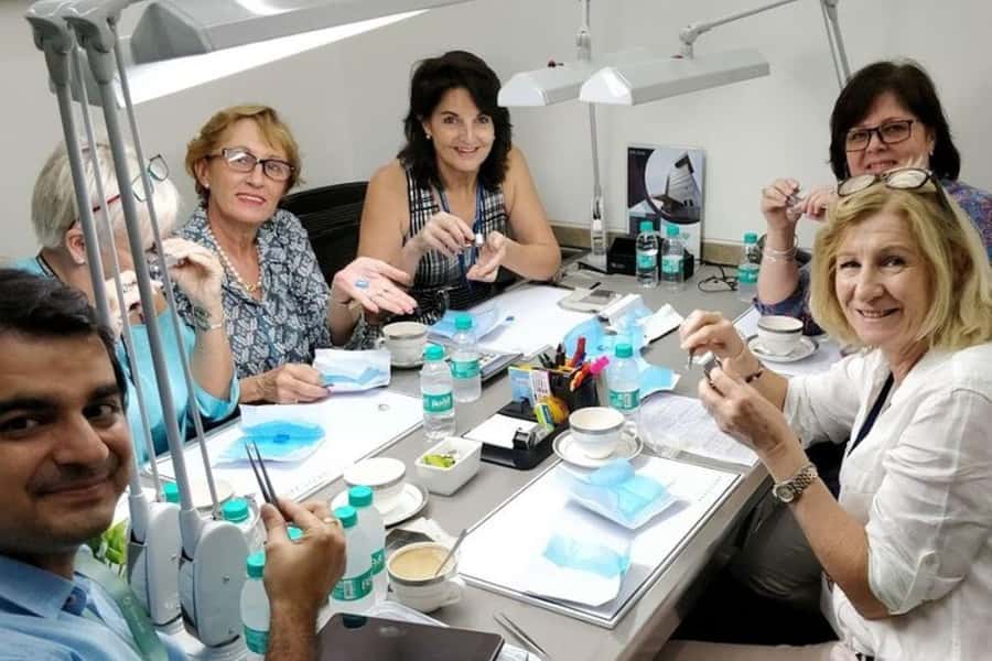 New York: Diamond District Guided Tour - Discover the Diamond Districts Vibrant History