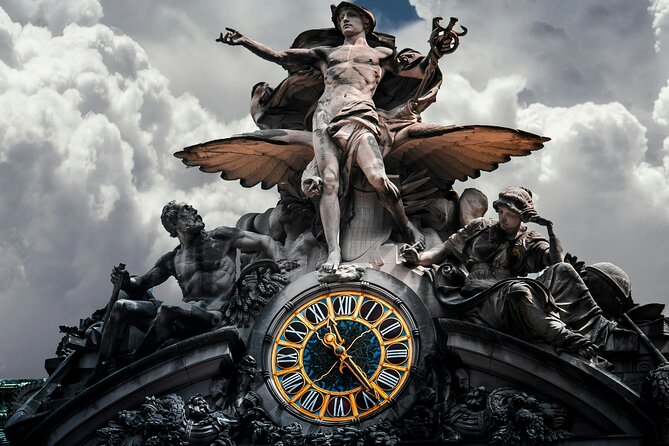 New York Grand Central Terminal: History & Hidden Secrets - Exploring the Architectural Grandeur of Grand Central