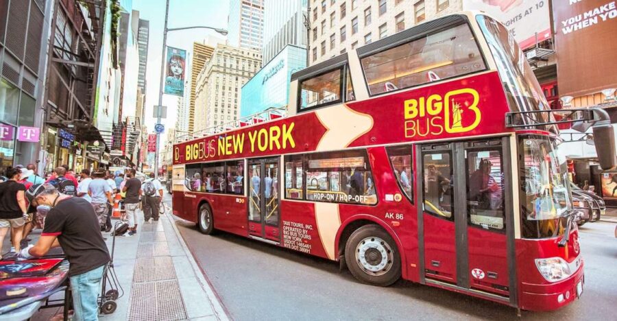 New York: Hop-on Hop-off Sightseeing Tour by Open-top Bus - Route Options: Downtown and Uptown Loops