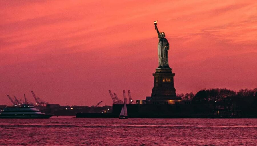 New York: Sunset Cruise with Statue of Liberty Views - Starting Point at Pier 40 Near West Village and SoHo