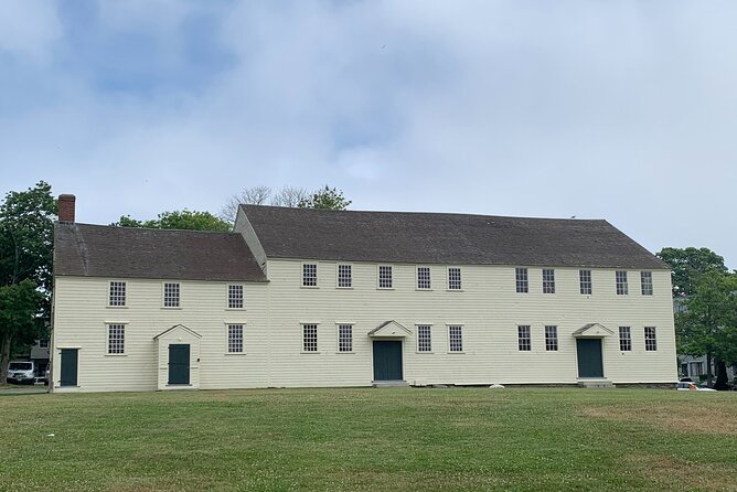 Newport Colonial History: A Self-Guided Tour Off the Beaten Path - Exploring Newport’s Historic Churches and Synagogues