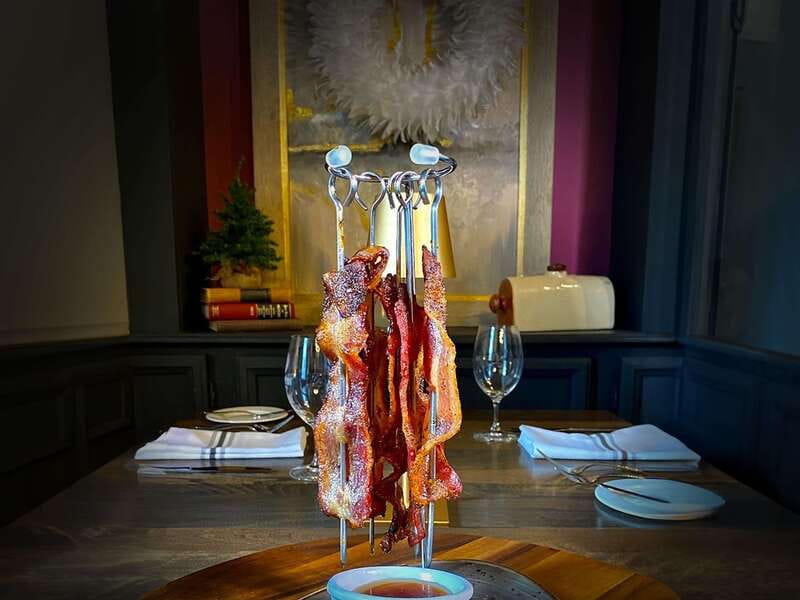 Niagara Falls, All Canadian Food Small Group Walking Tour - The Start at The Flour Mill Scratch Kitchen with a Maple Bacon Tree