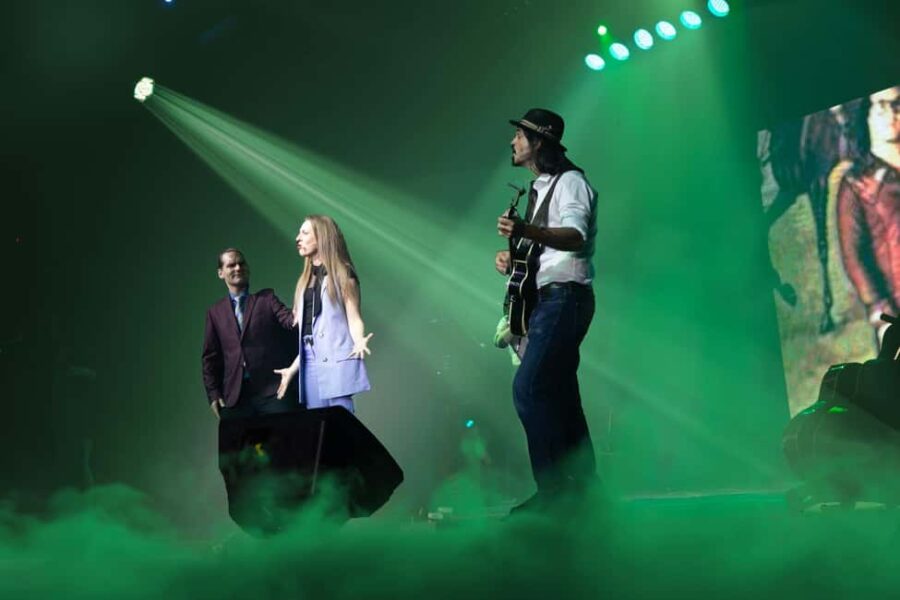 Niagara Falls, Canada: Canadiana - The Musical Ticket - The Greg Frewin Theatre in Niagara Falls