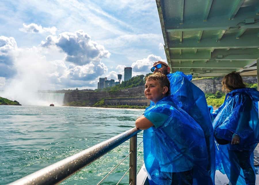 Niagara Falls USA: Cave of the Winds & Maid of the Mist Ride - The Iconic Maid of the Mist Boat Ride and Seasonal Changes