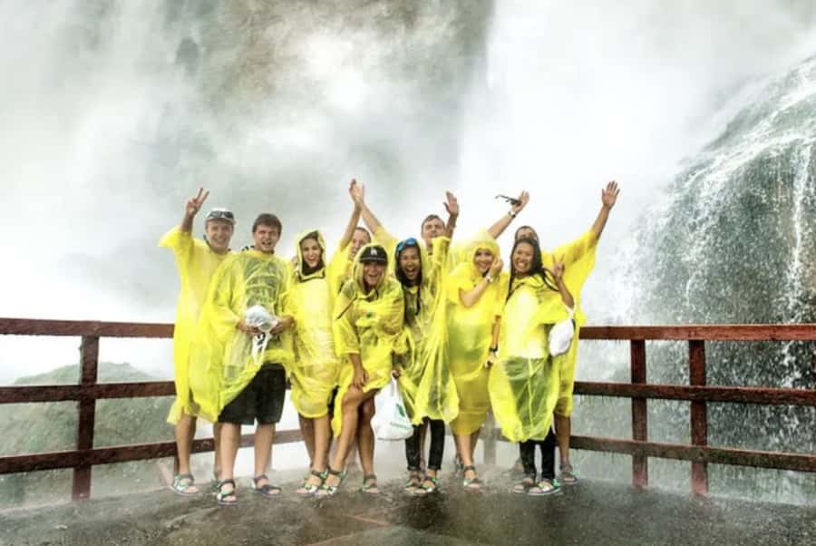 Niagara Falls, USA: Highlights Tour with Boat Ride & Cave - The Maid of the Mist Boat Ride Experience