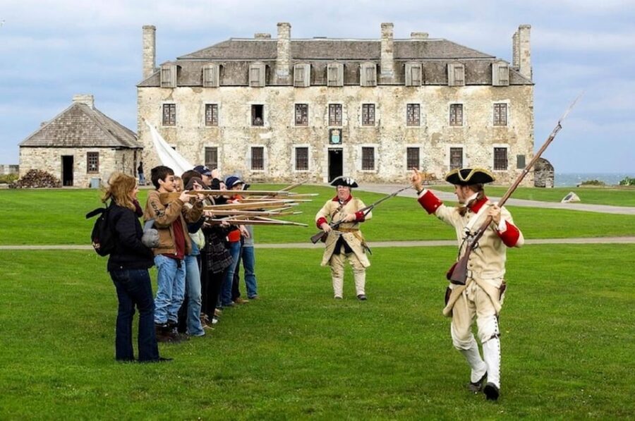Niagara Falls(US side) 2-Day Trip from Boston - Day 1: Evening Night Tour of Niagara Falls Illumination