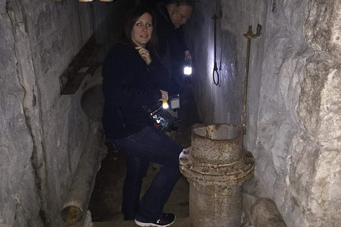 Night Ghost Tour of Pythian Castle in Springfield Missouri - Exploring the Castles Haunted Hotspots