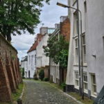 Nijmegen: Historic Hightlights Tour - Starting Point Near the Mariken van Nimwegen Statue